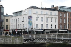 Fitzsimons Hotel