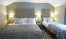 Gleesons Townhouse Booterstown