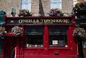 O'Neills Victorian Pub & Townhouse