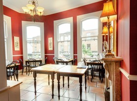 O'Neills Victorian Pub & Townhouse