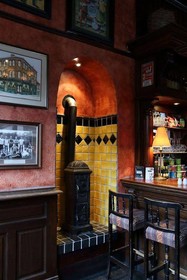O'Neills Victorian Pub & Townhouse