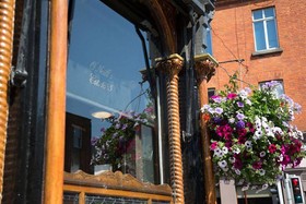 O'Neills Victorian Pub & Townhouse