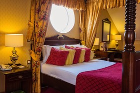 Sheldon Park Hotel & Leisure Club