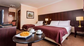 Sheldon Park Hotel & Leisure Club