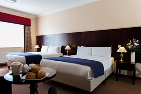 Sheldon Park Hotel & Leisure Club