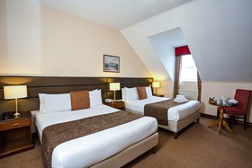 Sheldon Park Hotel & Leisure Club