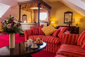 Sheldon Park Hotel & Leisure Club