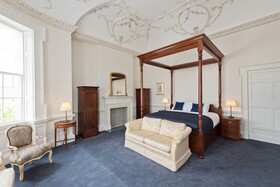 The Henrietta Suites