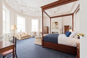 The Henrietta Suites