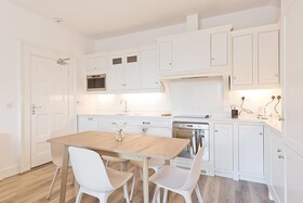 The Henrietta Suites