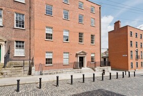 The Henrietta Suites