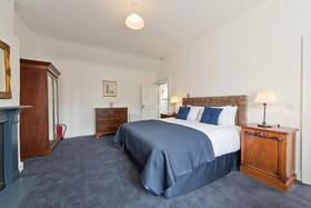 The Henrietta Suites