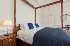 The Henrietta Suites