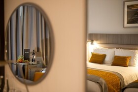 The Samuel Hotel