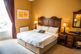 Waterloo Townhouse & Suites