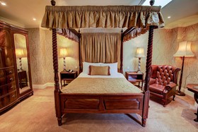 Finnstown Castle Hotel