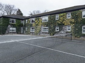 Finnstown Castle Hotel