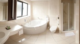 White Sands Hotel