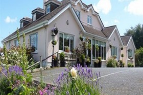 Bearna Rua Lodge Bed and Breakfast