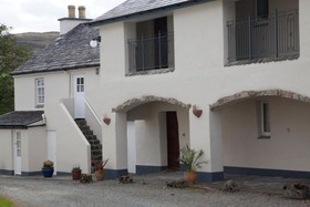 Woodhill House