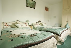 Ave Maria Farmhouse Bed & Breakfast