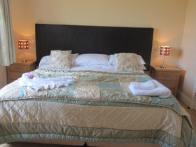 Edencrest Bed & Breakfast