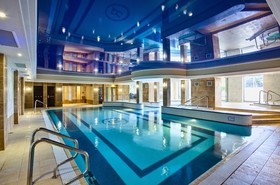 Royal Hotel and Merrill Leisure Club