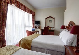 Royal Hotel and Merrill Leisure Club