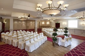 Royal Hotel and Merrill Leisure Club
