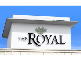 Royal Hotel and Merrill Leisure Club