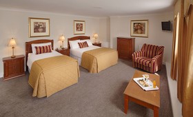 Royal Hotel and Merrill Leisure Club
