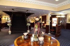 Woodford Dolmen Hotel