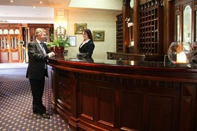 Woodford Dolmen Hotel