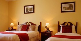 Woodford Dolmen Hotel