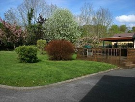 Woodview Lodge Bed & Breakfast