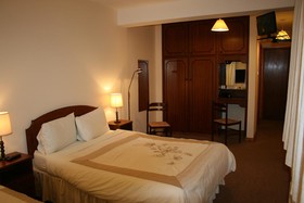 Valley Lodge