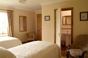 Sharamore House B&B