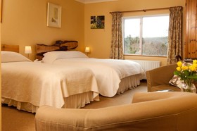 Sharamore House B&B