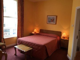 O'Donovan's Hotel