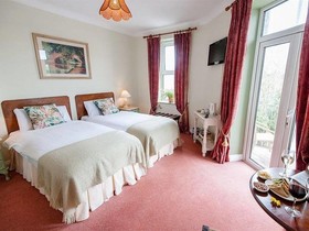 O'Donovan's Hotel