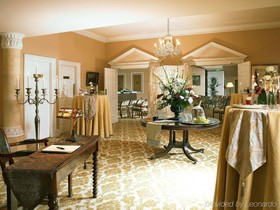 Hayfield Manor Hotel