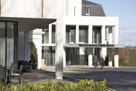 Rochestown Park Hotel