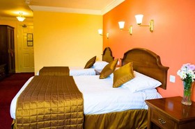 Central Hotel Donegal