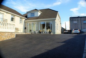 Eske Villa