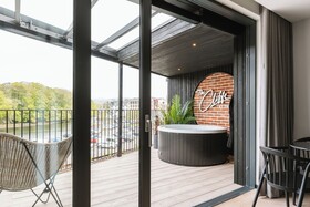 The Cliffe At The Quay