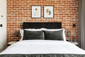 The Cliffe At The Quay