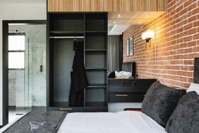 The Cliffe At The Quay