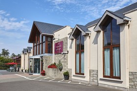 Farmers Kitchen Hotel