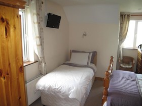 Glen Cove Bed & Breakfast