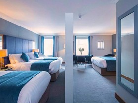 Riverside Park Hotel & Leisure Club